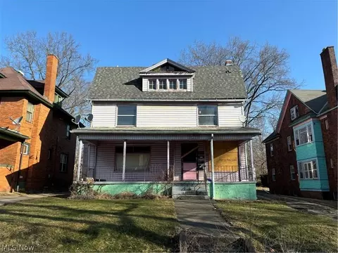 234 Lora Ave, Youngstown, OH 44504