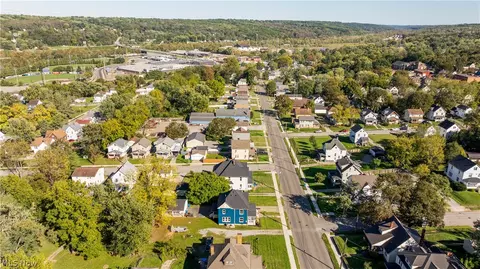 View/Area - 153 Elm St, Struthers, OH 44471 photo 6 of 7
