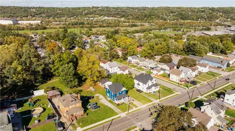 View/Area - 153 Elm St, Struthers, OH 44471 photo 3 of 7