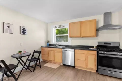 Kitchen - 153 Elm St, Struthers, OH 44471 photo 1 of 2