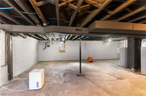 Other - 153 Elm St, Struthers, OH 44471 photo 4 of 8