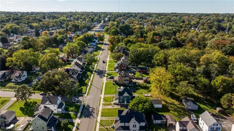 View/Area - 153 Elm St, Struthers, OH 44471 photo 5 of 7