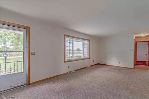Living - 149 Pine St, Creston, OH 44217 photo 1 of 4