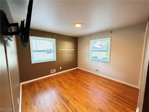 Bedroom - 676 Lucille Dr, Elyria, OH 44035 photo 3 of 6