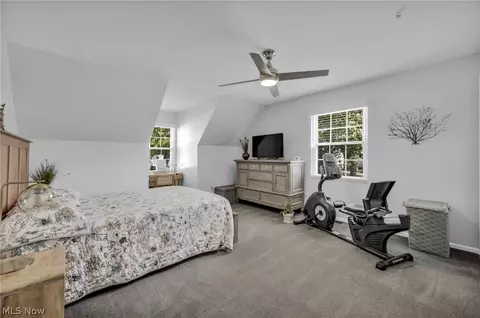 Bedroom - 9838 Highgate Ct, Mentor, OH 44060 photo 1 of 6