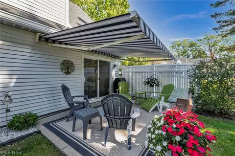 Exterior - 9838 Highgate Ct, Mentor, OH 44060 photo 6 of 10