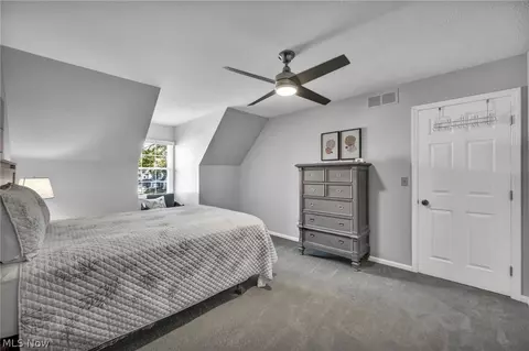 Bedroom - 9838 Highgate Ct, Mentor, OH 44060 photo 6 of 6