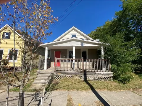 1172 Holmden Ave, Cleveland, OH 44109