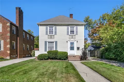 14912 Fernway Ave, Cleveland, OH 44111