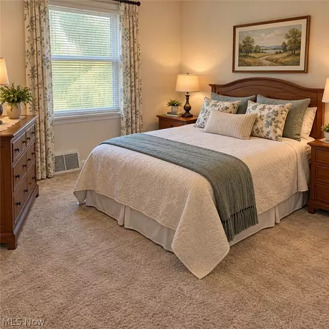 Bedroom - 1729 Rockefeller Rd, Wickliffe, OH 44092 photo 1 of 7