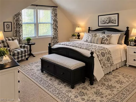 Bedroom - 1729 Rockefeller Rd, Wickliffe, OH 44092 photo 6 of 7