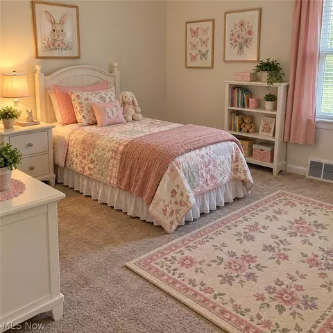 Bedroom - 1729 Rockefeller Rd, Wickliffe, OH 44092 photo 3 of 7