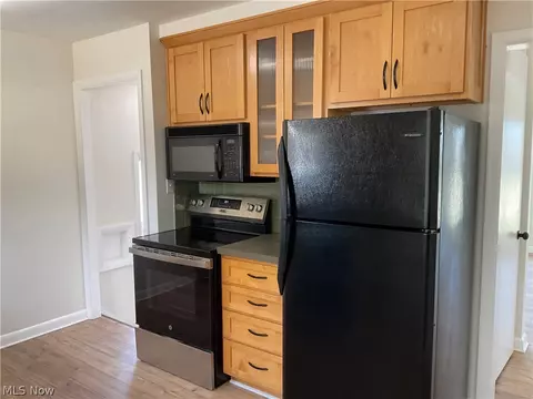 Kitchen - 1729 Rockefeller Rd, Wickliffe, OH 44092 photo 1 of 3