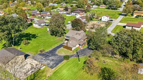 View/Area - 668 Hazelton St, Masury, OH 44438 photo 6 of 7
