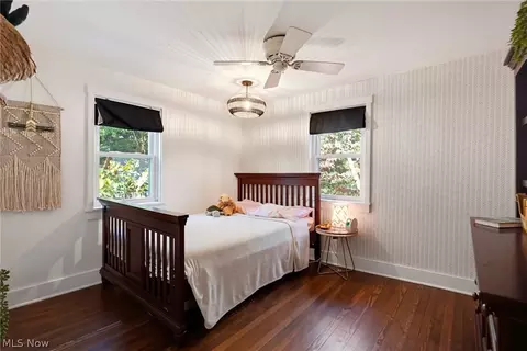 Bedroom - 150 E Warner Rd, Akron, OH 44319 photo 3 of 6