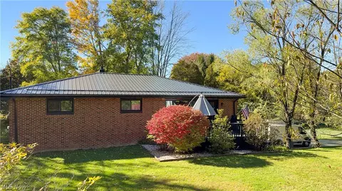 11485 Kyle Rd, Garrettsville, OH 44231