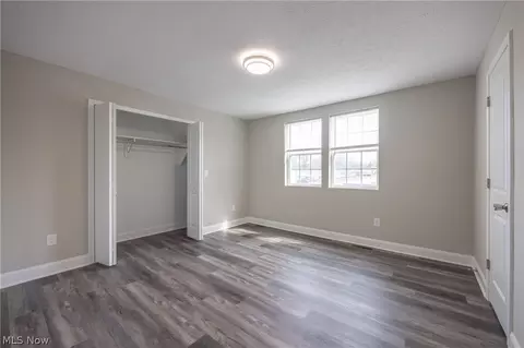 Bedroom - 1716 Robindale St, Wickliffe, OH 44092 photo 2 of 3