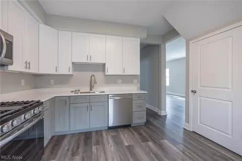 Kitchen - 1716 Robindale St, Wickliffe, OH 44092 photo 4 of 4