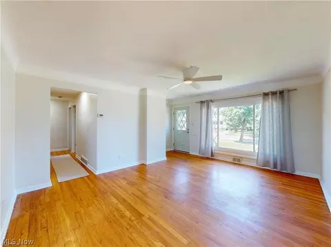 Living - 1713 Empire Rd, Wickliffe, OH 44092 photo 1 of 6