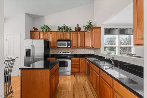 Kitchen - 35760 Ithaca Dr, Avon, OH 44011 photo 1 of 5