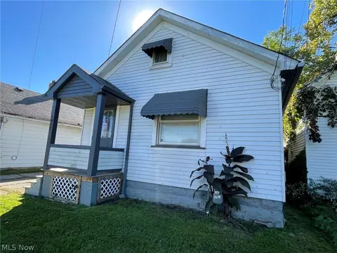 5902 Gertrude Ave, Cleveland, OH 44105