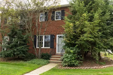 20199 Grannis Rd, Fairview Park, OH 44126