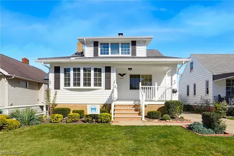 4614 Maplecrest Ave, Parma, OH 44134