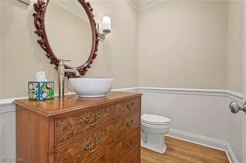 Bath - 3382 E Glencoe Rd, Richfield, OH 44286 photo 1 of 6