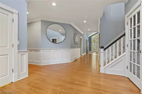 Entry Way - 3382 E Glencoe Rd, Richfield, OH 44286 photo 2 of 4