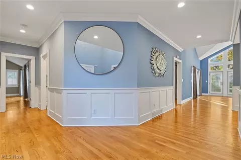 Entry Way - 3382 E Glencoe Rd, Richfield, OH 44286 photo 3 of 4