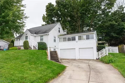 117 Smucker St, Orrville, OH 44667