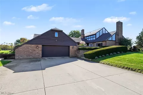13177 Beaver Springfield Rd, New Springfield, OH 44443