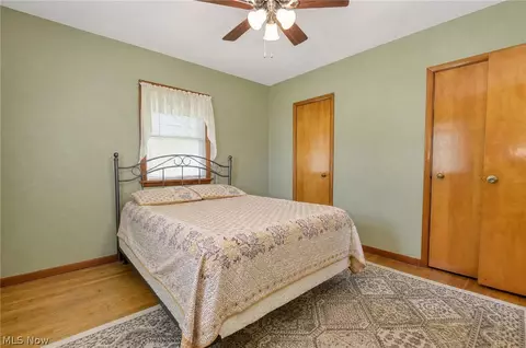 Bedroom - 3864 State Rd S, Ashtabula, OH 44004 photo 2 of 6