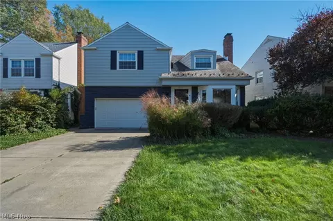2255 S Belvoir Blvd, University Heights, OH 44118