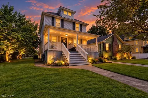 2179 Alger Rd, Lakewood, OH 44107