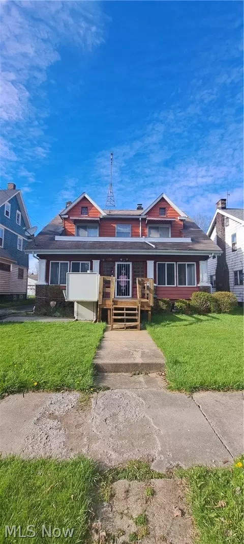 374 Lora Ave, Youngstown, OH 44504