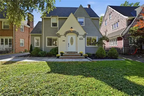 3390 Blanche Ave, Cleveland Heights, OH 44118