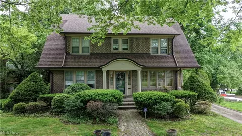 226 Storer Ave, Akron, OH 44302