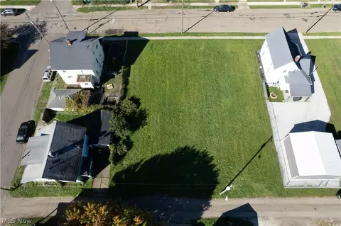 926 Greenfield Ave SW, Canton, OH 44706