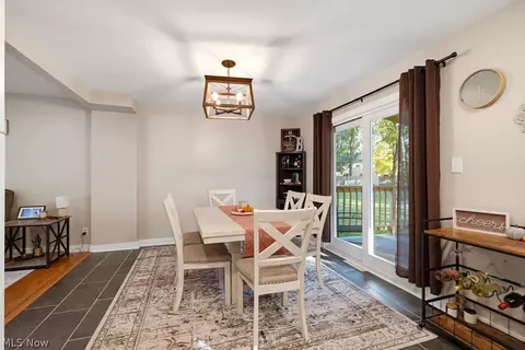 Dining - 229 Pinehurst Rd, Munroe Falls, OH 44262 photo 2 of 2