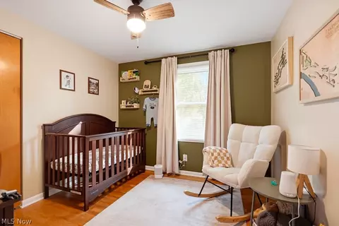 Bedroom - 229 Pinehurst Rd, Munroe Falls, OH 44262 photo 2 of 4