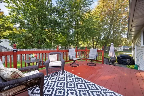 Exterior - 525 Purdue Ave, Elyria, OH 44035 photo 5 of 7