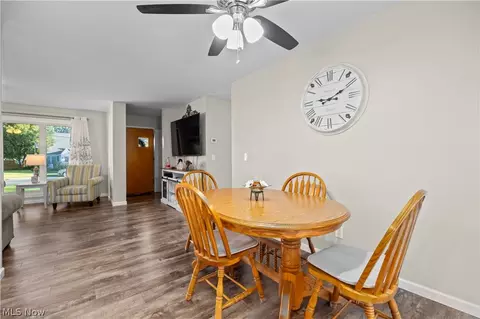 Dining - 525 Purdue Ave, Elyria, OH 44035 photo 1 of 2