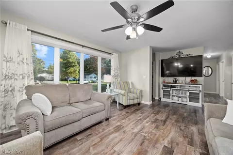 Living - 525 Purdue Ave, Elyria, OH 44035 photo 1 of 3