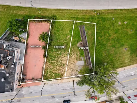 4104 Detroit Ave, Cleveland, OH 44113