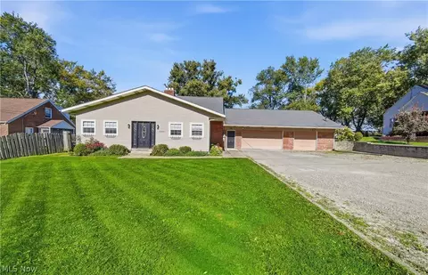 6499 Navarre Rd SW, Navarre, OH 44662