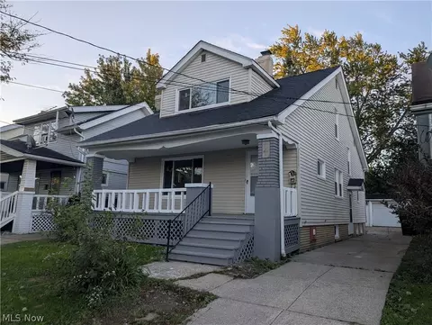 10901 Saint Mark Ave, Cleveland, OH 44111