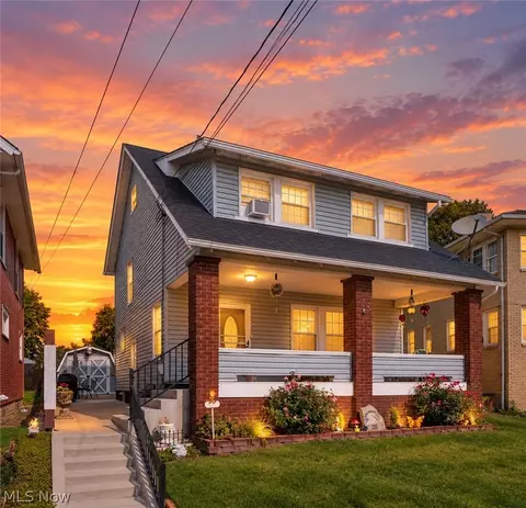 817 19th St NW, Canton, OH 44709