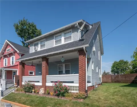 817 19th St NW, Canton, OH 44709