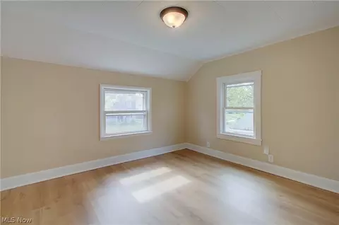 Bedroom - 816 Devine St, Alliance, OH 44601 photo 1 of 4